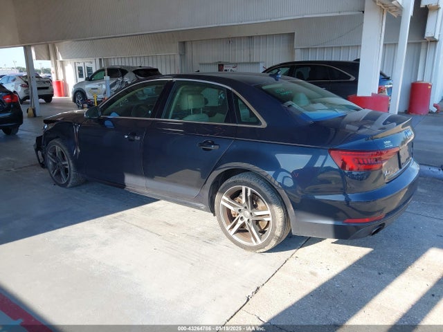 2018 AUDI A4 WAUENAF46JN017247 Photo 2