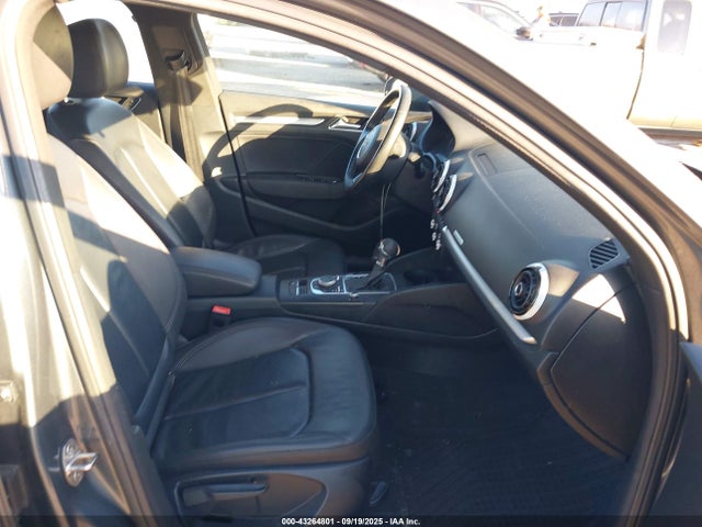2016 AUDI A3 WAUB8GFF6G1055043 Photo 4