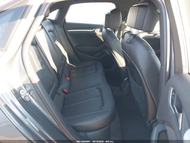 2016 AUDI A3 WAUB8GFF6G1055043 Photo 7