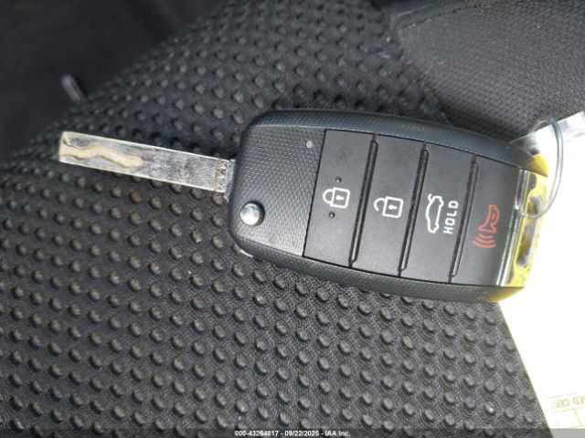 2019 KIA OPTIMA 5XXGT4L30KG285772 Photo 10