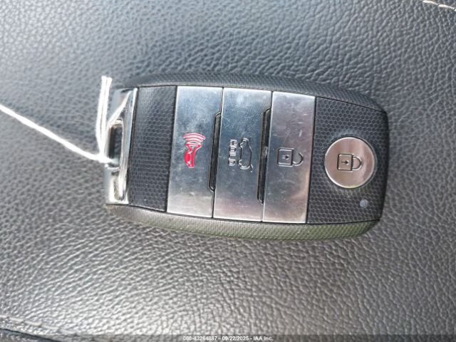 2019 KIA NIRO KNDCB3LC0K5255350 Photo 10