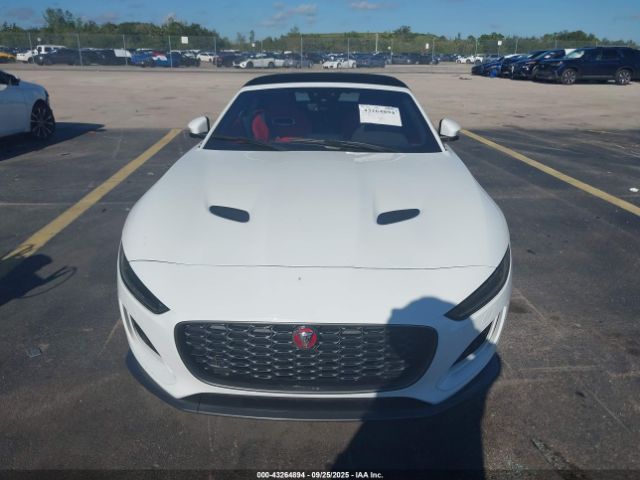 2021 JAGUAR F-TYPE SAJDF5GX8MCK73659 Photo 5