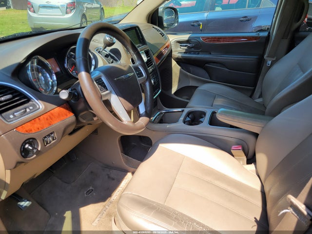 Aukcja sprzedaży 2015 Chrysler Town & Country, vin: 2C4RC1CG8FR629369, numer aukcji: 43265203