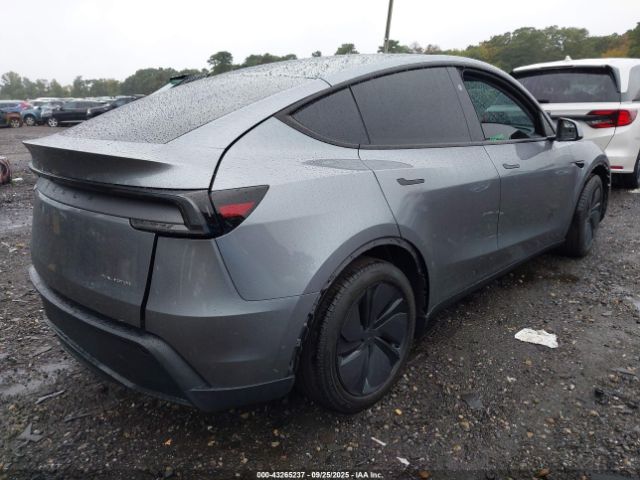 2026 TESLA MODEL Y 7SAYGDEE8TA395335 Photo 3