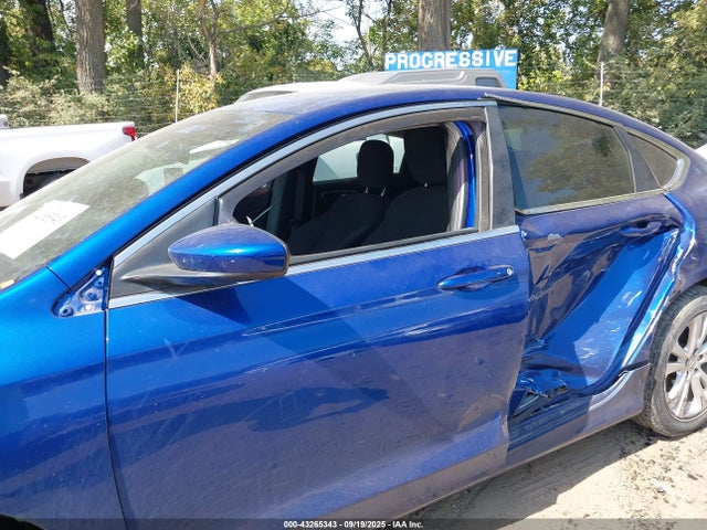 Продажа на аукционе авто 2015 Chrysler 200 Limited, vin: 1C3CCCAB3FN739112, номер лота: 43265343