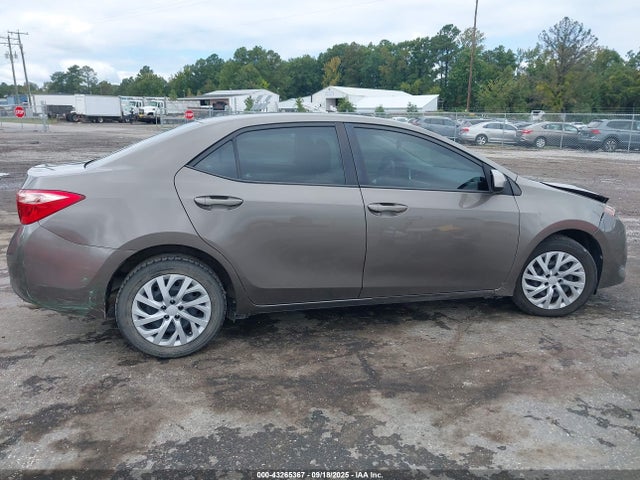 Toyota 2zr-fe 2017 5YFBURHE5HP665334 Image 13