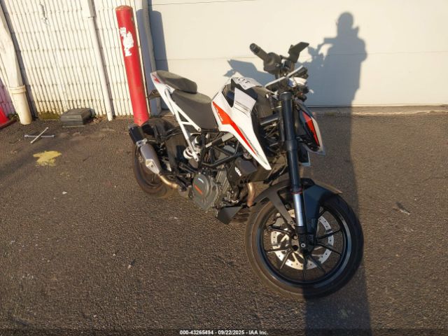 2022 KTM 390 MD2JPJ405NC236806