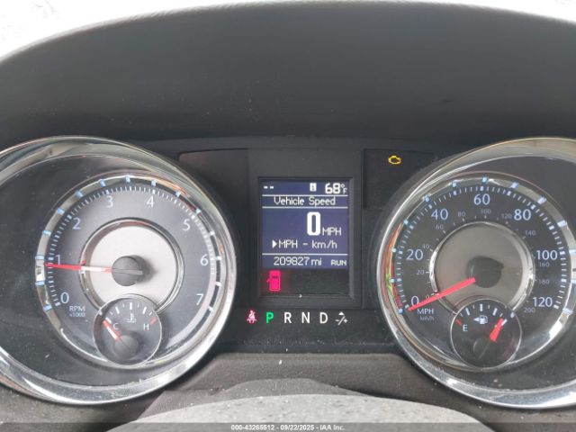 2011 CHRYSLER TOWN & COUNTRY 2A4RR8DG4BR749714 Photo 6