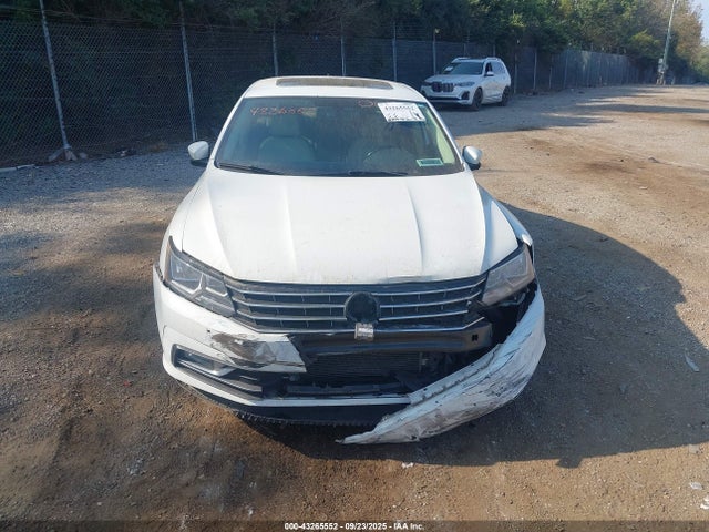 1VWBT7A3XGC061234 Volkswagen Passat