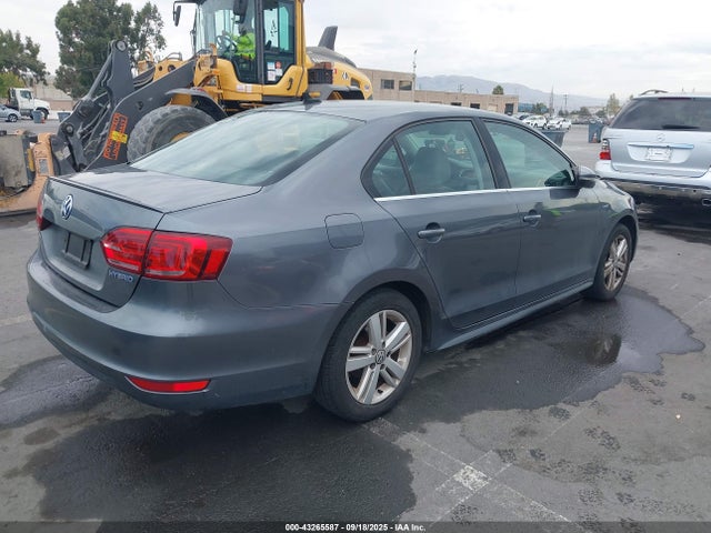 3VW637AJ5EM210631 Volkswagen Jetta
