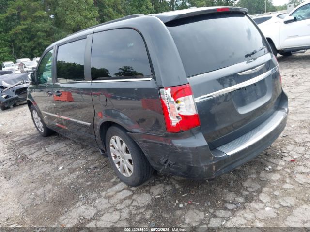 2011 CHRYSLER TOWN & COUNTRY 2A4RR8DG1BR630678 Photo 2