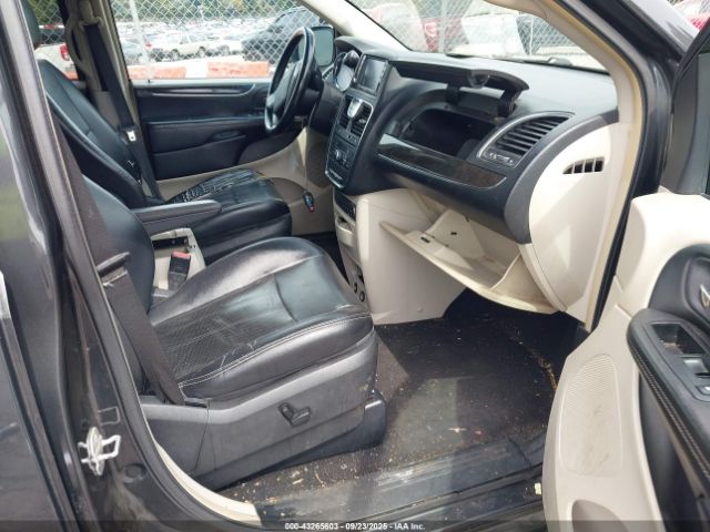 2011 CHRYSLER TOWN & COUNTRY 2A4RR8DG1BR630678 Photo 4