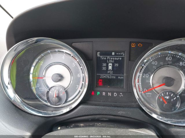 2011 CHRYSLER TOWN & COUNTRY 2A4RR8DG1BR630678 Photo 6