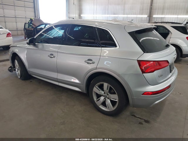 2018 AUDI Q5 WA1BNAFY6J2124450 Photo 2