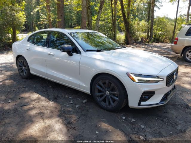 2021 VOLVO S60 7JR102TZ7MG118085