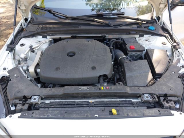2021 VOLVO S60 7JR102TZ7MG118085 Photo 9
