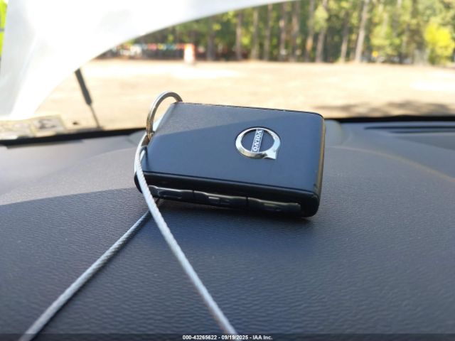 2021 VOLVO S60 7JR102TZ7MG118085 Photo 10