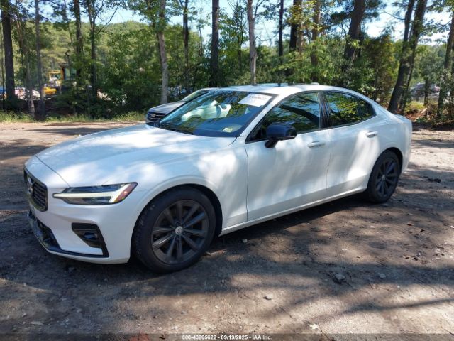 2021 VOLVO S60 7JR102TZ7MG118085 Photo 1