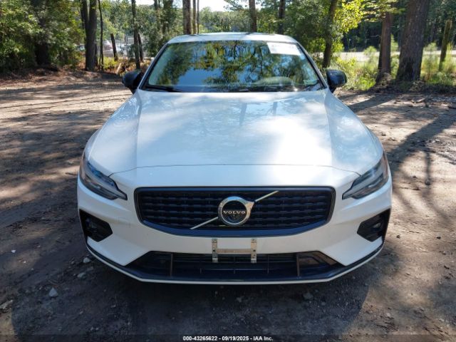 2021 VOLVO S60 7JR102TZ7MG118085 Photo 5