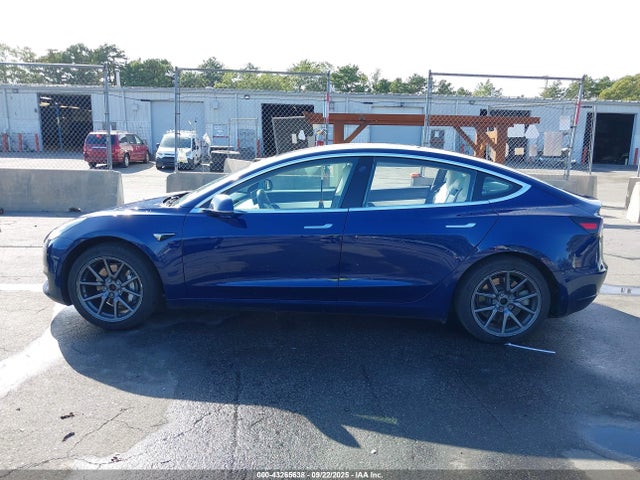 Продаж на аукціоні авто 2018 Tesla Model 3 Long Range/performance, vin: 5YJ3E1EB0JF096570, номер лоту: 43265638