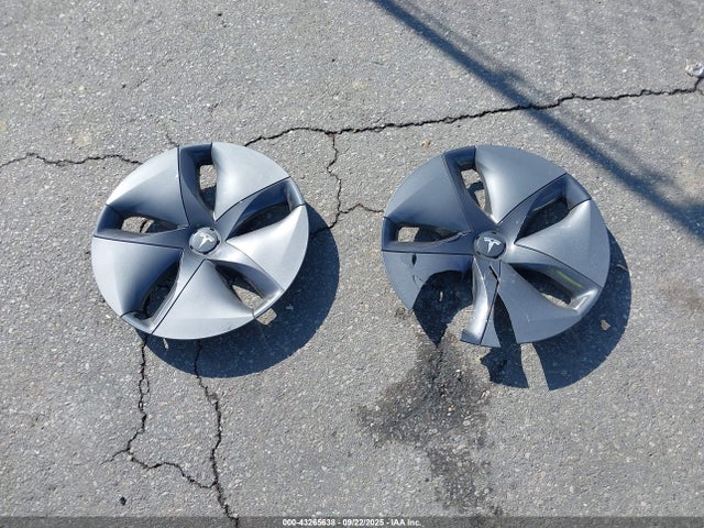 Продаж на аукціоні авто 2018 Tesla Model 3 Long Range/performance, vin: 5YJ3E1EB0JF096570, номер лоту: 43265638