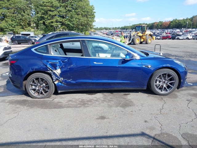 Продаж на аукціоні авто 2018 Tesla Model 3 Long Range/performance, vin: 5YJ3E1EB0JF096570, номер лоту: 43265638