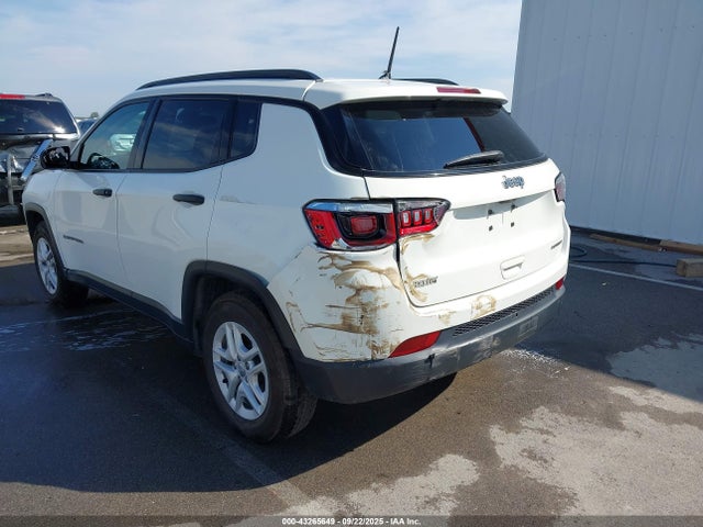 Jeep 2017 2017 3C4NJCAB0HT668514 Image 6