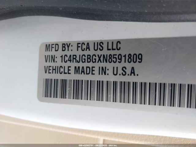 2022 JEEP GRAND CHEROKEE 1C4RJGBGXN8591809 Photo 8