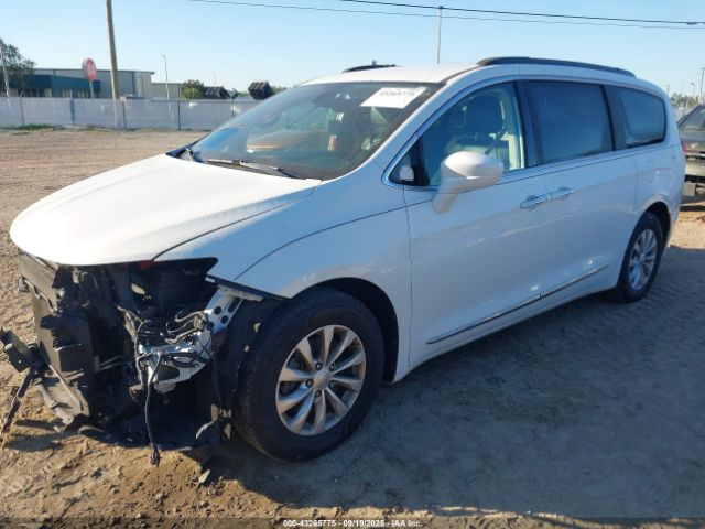 2017 CHRYSLER PACIFICA 2C4RC1BG1HR518375 Photo 1