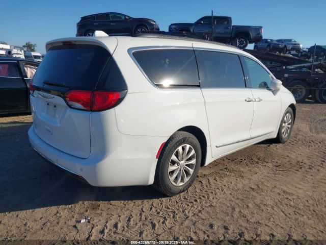 2017 CHRYSLER PACIFICA 2C4RC1BG1HR518375 Photo 3