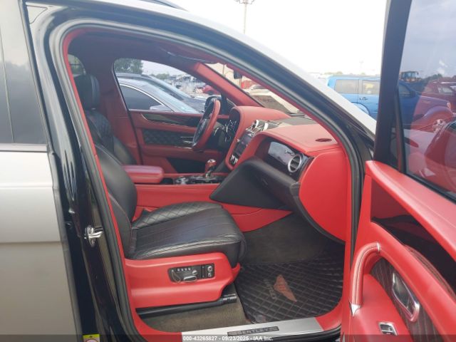 2017 BENTLEY BENTAYGA SJAAC2ZV2HC015410 Photo 4