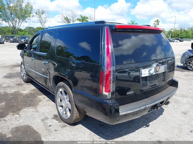 2011 CADILLAC ESCALADE ESV 1GYS3JEF8BR356658 Photo 2