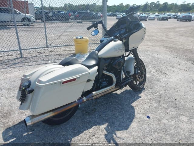 2023 HARLEY-DAVIDSON FLTRXST 1HD1ACL17PB652280 Photo 3