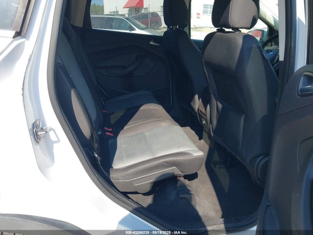 1FMCU9GX9FUB68354 Ford Escape