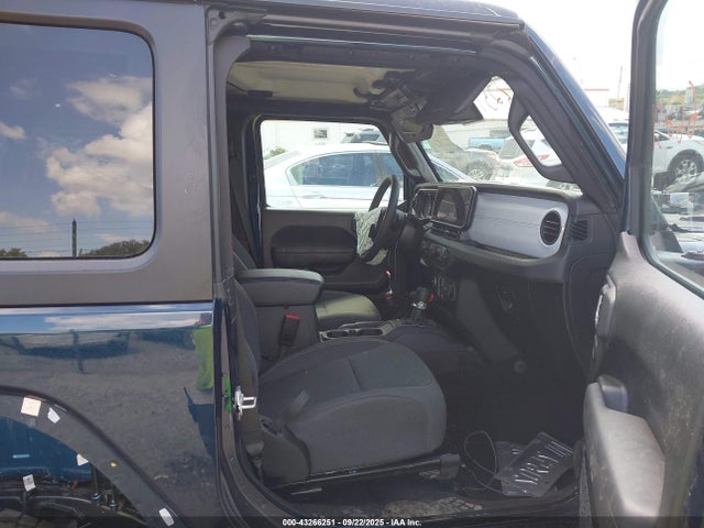 Продажа на аукционе авто 2025 Jeep Wrangler 2-door Sport S 4x4, vin: 1C4PJXAN5SW532410, номер лота: 43266251