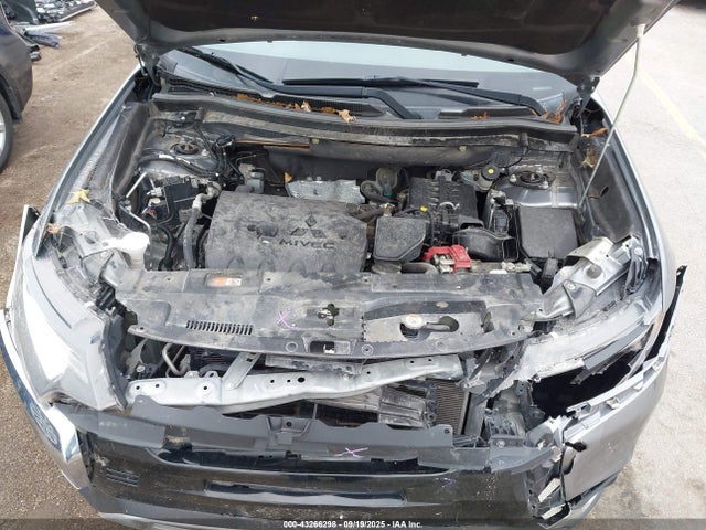 2020 MITSUBISHI OUTLANDER JA4AZ3A30LZ031828 Photo 9