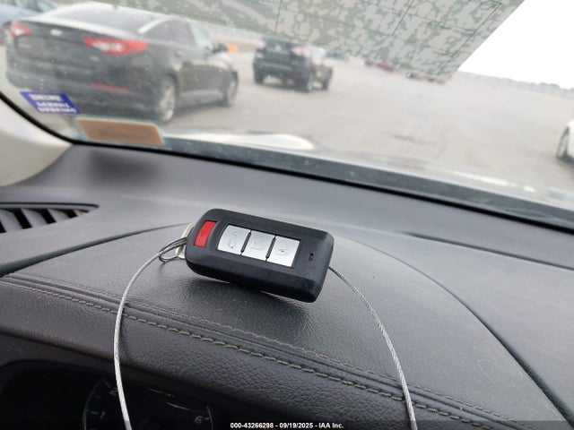 2020 MITSUBISHI OUTLANDER JA4AZ3A30LZ031828 Photo 10