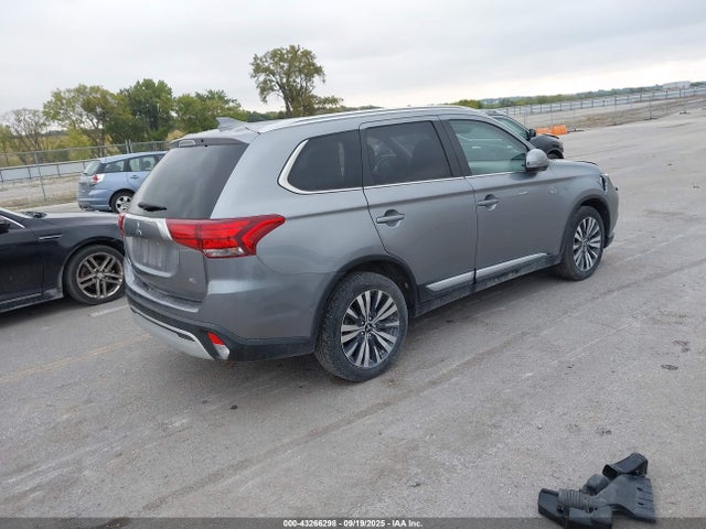 2020 MITSUBISHI OUTLANDER JA4AZ3A30LZ031828 Photo 3