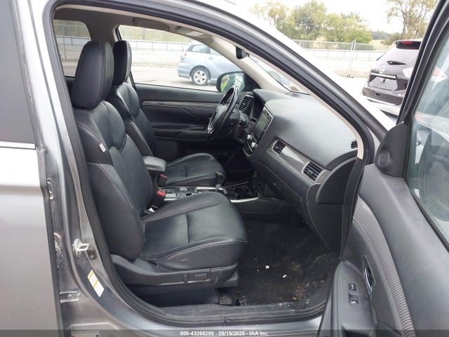 2020 MITSUBISHI OUTLANDER JA4AZ3A30LZ031828 Photo 4