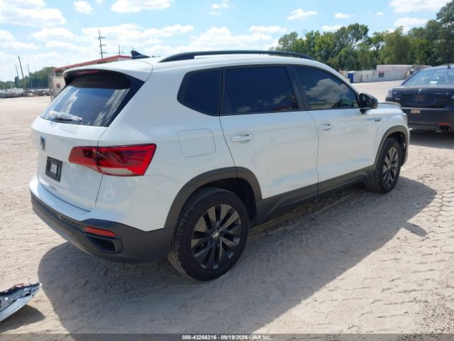 2024 VOLKSWAGEN TAOS 3VV5X7B22RM108205 Photo 3