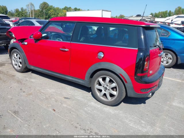 2010 MINI COOPER S CLUBMAN WMWMM3C56ATP76130 Photo 2