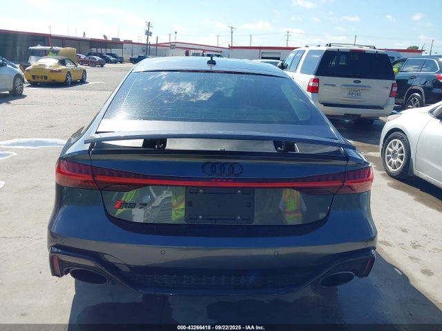 Audi RS 7 2023 WUAPCBF27PN906575 Image 17
