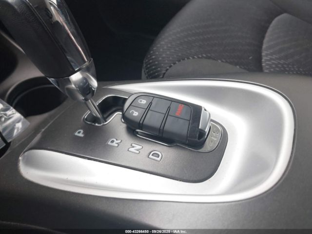 2019 DODGE JOURNEY 3C4PDCBG0KT863174 Photo 10