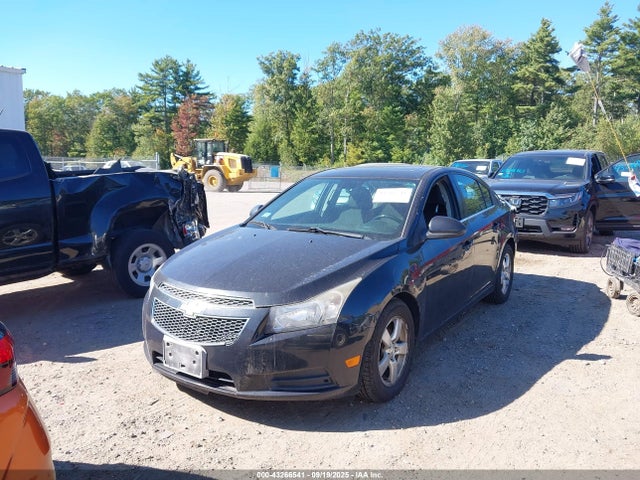 Chevrolet LUV 2014 1G1PC5SB2E7294249 Image 2