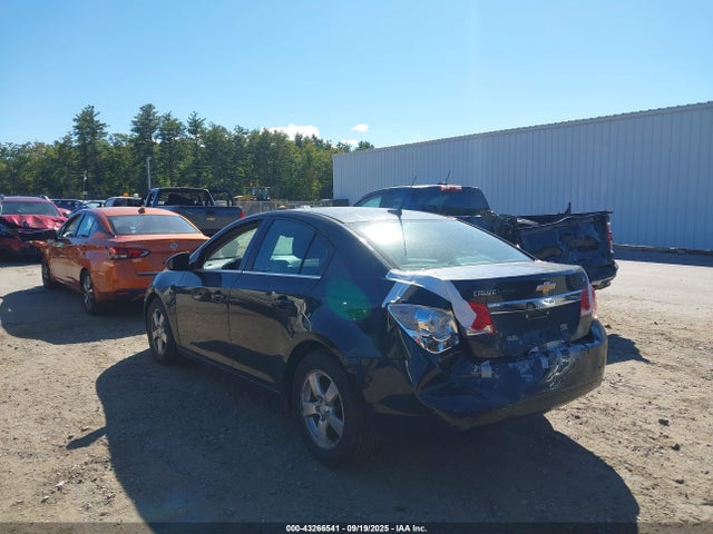 Chevrolet LUV 2014 1G1PC5SB2E7294249 Image 3