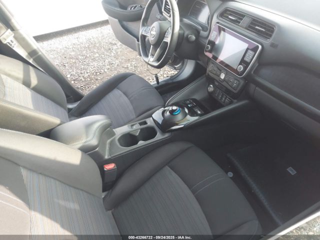 2024 NISSAN LEAF 1N4CZ1CV1RC550616 Photo 4