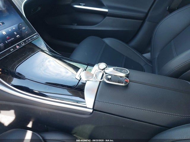 W1KAF4GB6PR092440 Mercedes-Benz m254