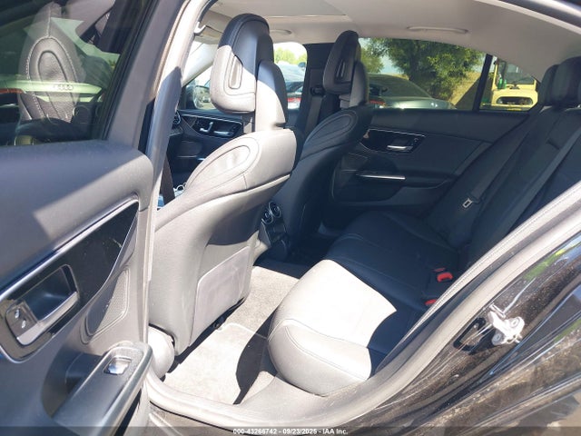 W1KAF4GB6PR092440 Mercedes-Benz m254