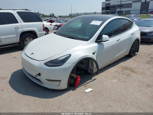 2022 TESLA MODEL Y 7SAYGDEF0NF375269 Photo 1