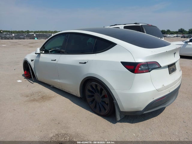 2022 TESLA MODEL Y 7SAYGDEF0NF375269 Photo 2